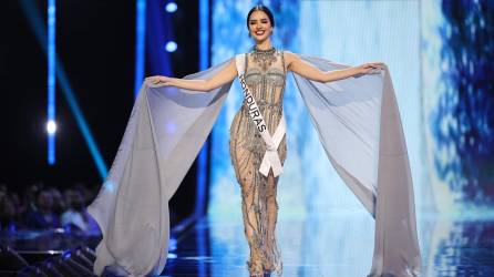 Miss Honduras en la preliminar de Miss Universo.