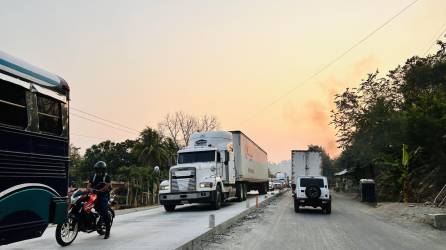 La carretera CA-4 entre Chamelecón y La Entrada, Copán, está en construcción.