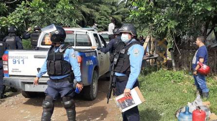 La Policía tuvo que intervenir para evitar que nuevamente El Remolino fuera invadida.