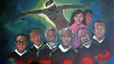 La muerte de los seis religiosos y dos colaboradoras, representados en una pintura (foto), conmocionó al país centroamericano, hace más de 30 años.