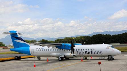 Avión ATR turbo hélice de la aerolínea Tag de Guatemala.