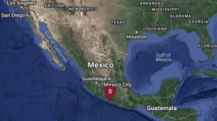 El sismo sacudió el centro de México activando la alerta sísmica en la capital.