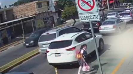 Video: Hombre atropella a niña cuando salía de la escuela