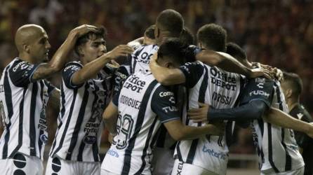 Pachuca se dio un festín y prácticamente liquidó la serie ante Herediano.