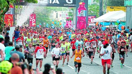 La Maratón de LA PRENSA se ha caracterizado por ser una tradición durante la Feria Juniana con la presencia de miles de personas que participan.