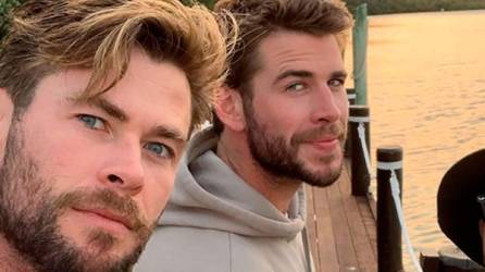 Liam Hemsworth ha encontrado en un equilibrio para mantenerse con los consejos de su hermano Chris Hemsworth .