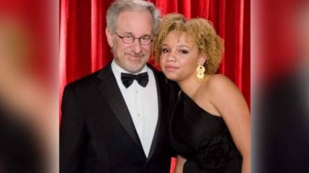 Steven Spielberg y su hija Mikaela.