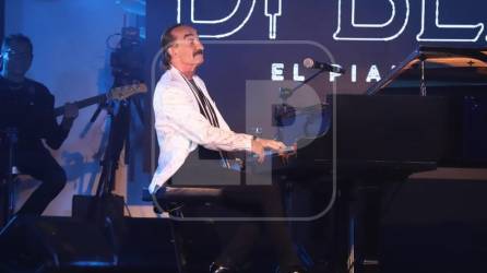 Raúl Di Blasio, pianista argentino de amplia trayectoria internacional, hizo disfrutar a los expectadores en su presentación estelar.