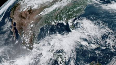 El remanente del huracán Agatha deja fuertes lluvias en México y Guatemala.