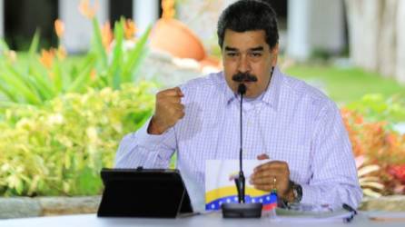 El gobierno venezolano del presidente Nicolás Maduro dijo que había invitado a los líderes de las Naciones Unidas y Europa Union enviará observadores para monitorear las elecciones parlamentarias en diciembre. Foto AFP