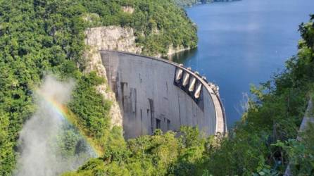 El nivel óptimo de operación de El Cajón es de una cota de 285 metros sobre el nivel del mar.