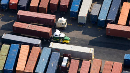 Las exportaciones del continente apenas subieron un 0.2% en 2013.