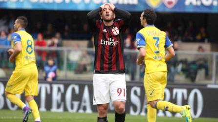 Andrea Bertolacci del Milan lamentando una ocasión de gol. Foto EFE/ Venezia Filippo.