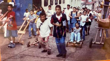 Los juegos tradicionales formaron parte de la niñez de miles de hondureños, que luego de cumplir con sus deberes académicos o sus labores en el campo, solían reunirse en algún punto de sus comunidades para disfrutar una tarde alegre con sus amigos.