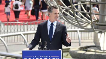 El gobernador de California, Gavin Newsom.