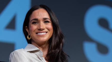 La duquesa de Sussex, Meghan Markle, volvió a Instagram para presentar el proyecto ‘American Riviera Orchard’, su nueva marca que tiene previsto vender productos de cocina desde vajillas y copas a jaleas y mermeladas, en un regreso que coincide con la tormenta mediática sobre la monarquía de Reino Unido por la desaparición de la vida pública de la princesa de Gales, Kate Middleton.