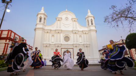 En el corazón de Santa Rosa de Copán habrá eventos culturales como bailes con cuadros de danza, gastronomía local con la infaltable chanchita horneada, así como exposición de artesanías