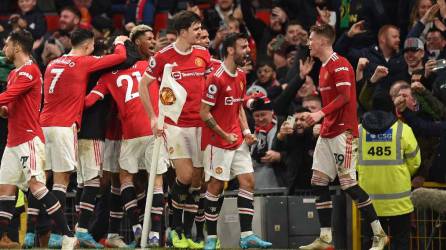 La plantilla del Manchester United celebró con mucha euforia la victoria como local.
