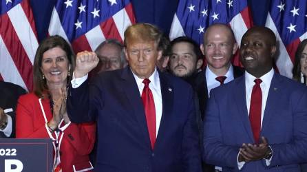 Trump obtiene otra victoria electoral en Michigan, consolidándose como el favorito para la nominación republicana.