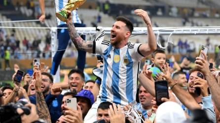 Liderada por Lionel Messi, la selección de Argentina se consagró campeona del Mundo en Qatar.