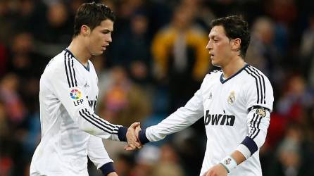 Cristiano Ronaldo y Mesut Özil en el Real Madrid.