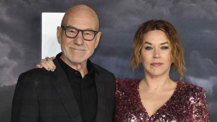 El actor Patrick Stewart con su esposa, la productora Wendy Neuss.