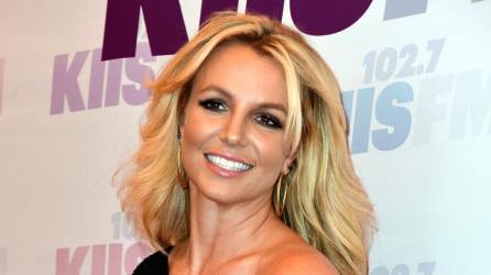 Britney Spears admite que se ha dañado el rostro con bótox.