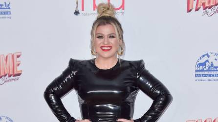 La cantante y presentadora de TV Kelly Clarkson.