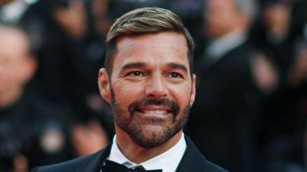 El 29 de marzo de 2010, Ricky Martin recurrió a su cuenta de Twitter, de reciente creación, para anunciar al mundo que era gay.