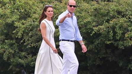 Kate Middleton y su esposo, el príncipe William en una foto de archivo.