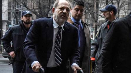 Harvey Weinstein cumple una condena de 23 años de prisión tras ser declarado culpable de varios delitos de índole sexual.