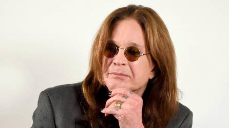 Ozzy Osbourne es un músico y compositor británico, reconocido por haber sido el cantante de la banda de heavy metal Black Sabbath.