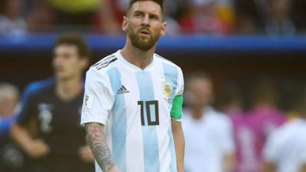 Lionel Messi participó en los cuatro partidos de la selección argentina en la Copa del Mundo 2018 y apenas anotó un gol. FOTO AFP.