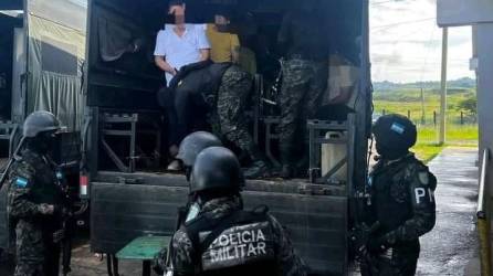 Este lunes, la Policía Militar del Orden Público (PMOP) trasladó al menos 20 reos hacia la prisión de Támara.