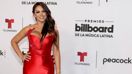 La periodista hondureña Ana Jurka se sumó a la celebración de la edición 2023 de los premios Latin Billboard, que se entregan esta noche en Florida, Estados Unidos.