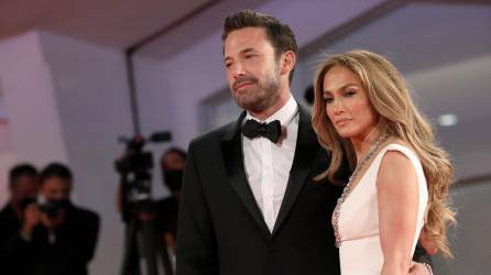 Jennifer Lopez y Ben Affleck en ell Festival de Venecia 2021.