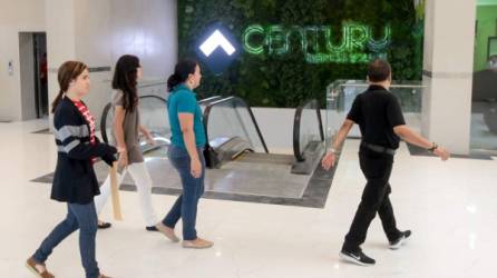 El centro comercial del Century Business Square ha generado muchas expectativas. Fotos: Gilberto Sierra.