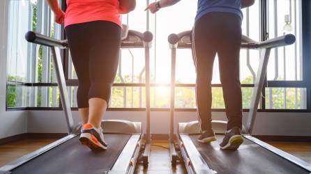 El <b>ejercicio físico </b>se posiciona como un componente clave en la prevención y tratamiento de la obesidad.