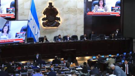 Fotografía de archivo muestra a diputados del Congreso Nacional de Honduras durante una sesión legislativa.