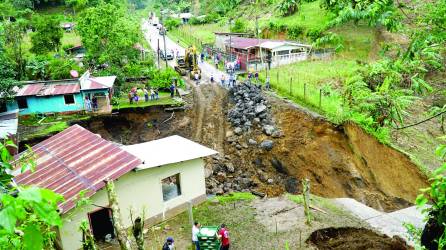 <b>Las lluvias de las tormentas Eta y Iota dejaron pérdidas humanas, materiales y económicas.</b>