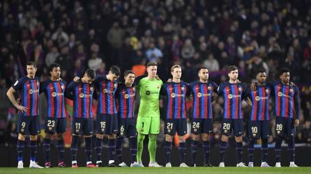 Barcelona va con todo y a pesar de tener tres bajas quiere dar la sorpresa en Inglaterra y vencer al Manchester United.