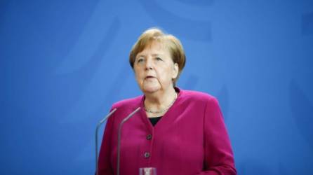 Merkel reapareció tras pasar dos semanas en cuarentena luego de que su doctor diera positivo por coronavirus./AFP.