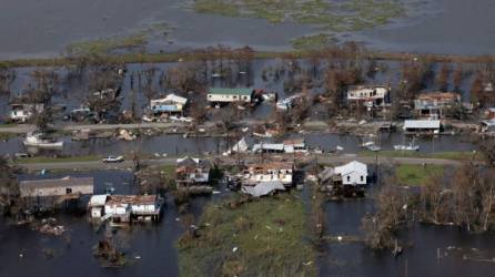 Las autoridades evalúan los catastróficos daños causados por el huracán Ida en Luisiana.//AFP.