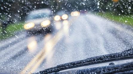 En época lluviosa, unos de los problemas más comunes a los que tu auto se puede enfrentar son las filtraciones de agua externas.