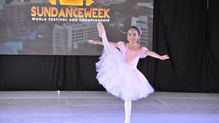 En la aclamada competencia nacional All Dance Honduras, recibió el galardón a “Mejor bailarina” en su categoría en tres años consecutivos (2020, 2021 y 2022).