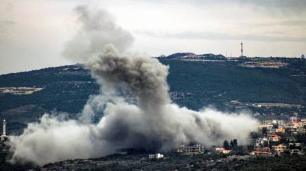 La aviación israelí bombardea el Líbano tras ataques que dejaron un muerto y varios heridos.
