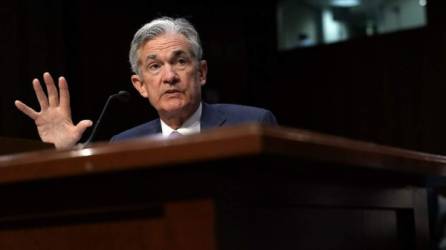 El presidente de la Fed, Jerome Powell, testifica ante un comité del Senado estadounidense sobre política monetaria.