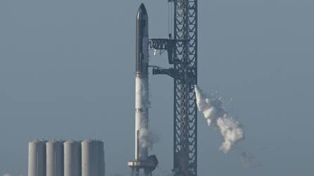 El cohete Starship, concebido para llevar astronautas a la Luna y Marte, será lanzado en las próximas 48 horas.