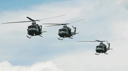 <b><span class=mln_uppercase_mln>Fuerza Aérea.</span></b> Ya tiene en su inventario helicópteros Huey-II.