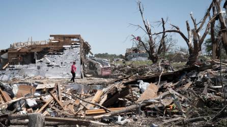 Los tornados han devastado varias comunidades en Texas y Iowa en los últimos días.